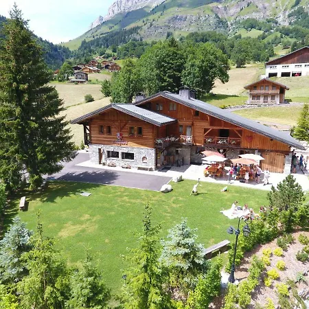 Holiday home Chalet De L'armanaz La Giettaz